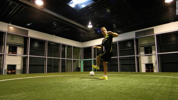 121116104234-mario-gotze-footbonaut-dortmund-horizontal-large-gallery