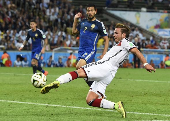 mario-gotze-winning-goal-germany-1-0-argentina-fifa-world-cup-final-20141